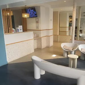 3* Hotel Hipotel Pere-lachaise Republique